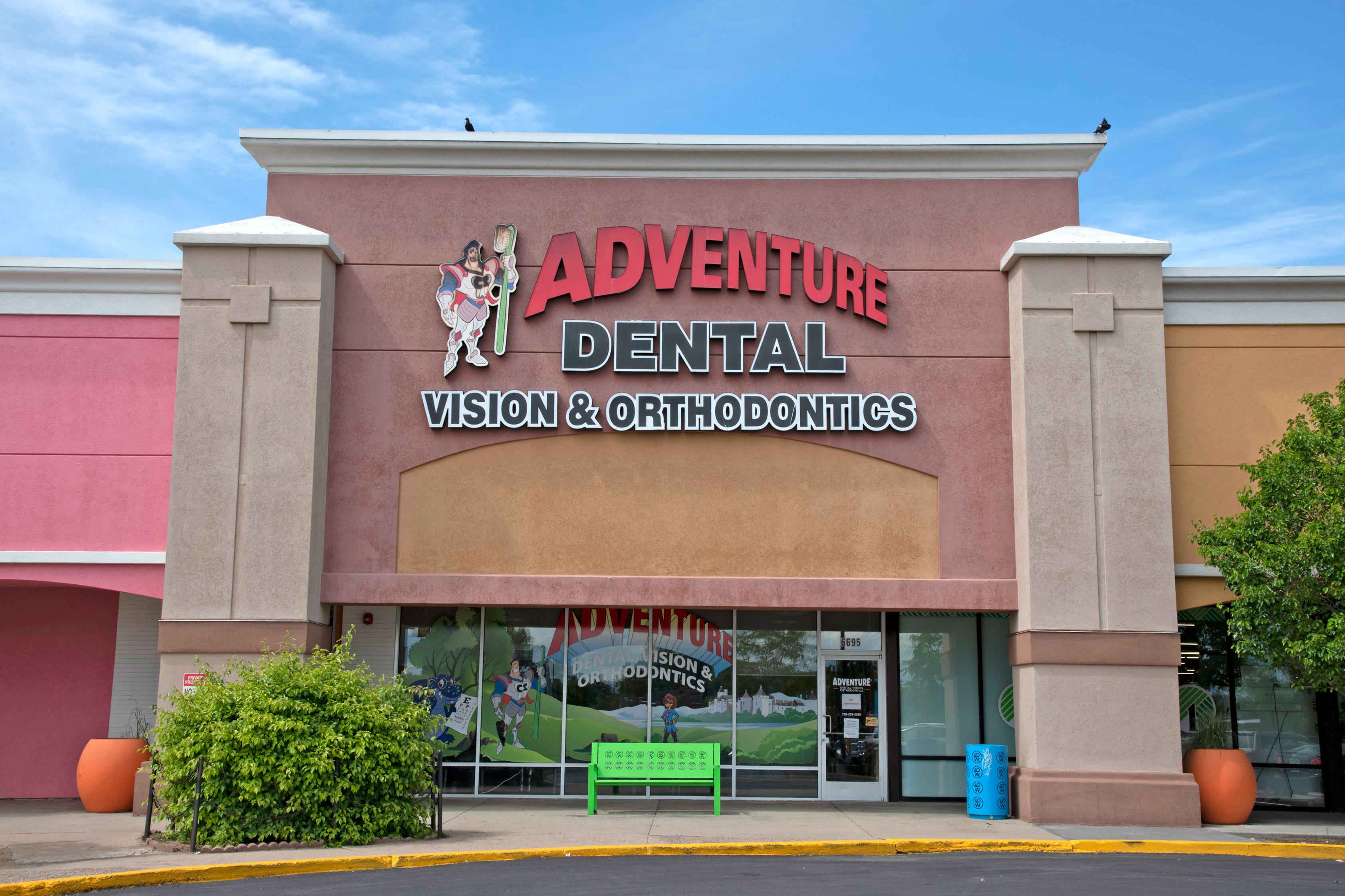 Exterior of dental office next to Casa Bonita